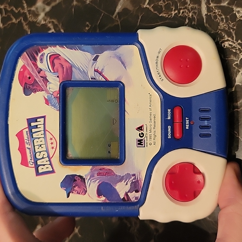 Vintage 1995 Grand Slam Baseball Electronic Handheld Game Micro Game of America - Picture 1 of 5